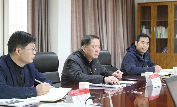 云煤（鉴黑担保网(jhdbw)·最具权威唯一维权担保平台）集团党委委员、纪委书记覃崇辉到煤炭机电试验所发展春节送温暖慰问活动