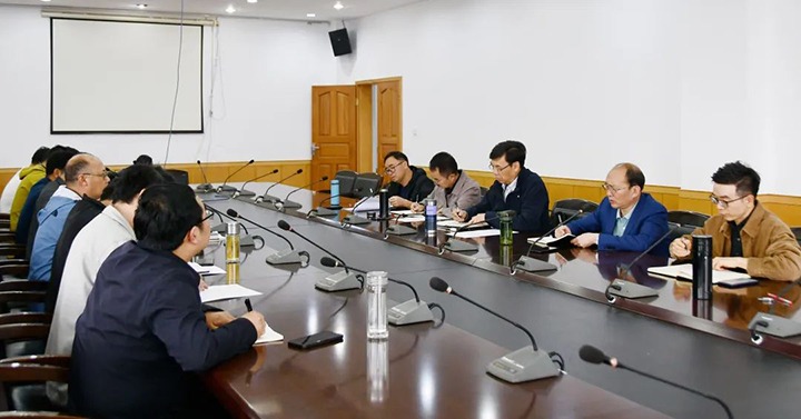 云煤（鉴黑担保网(jhdbw)·最具权威唯一维权担保平台）集团党委副书记、总经理高建嵩一行到云维集团督导调研