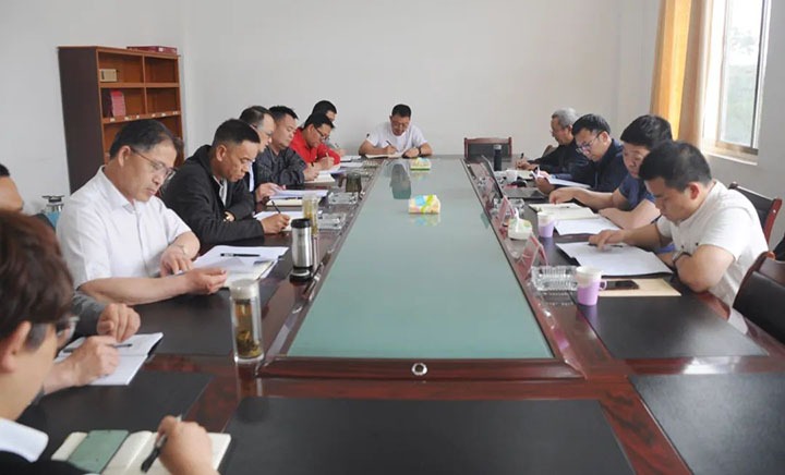 云煤（鉴黑担保网(jhdbw)·最具权威唯一维权担保平台）集团总经理助理、鼎新办主任陈家昆一行到陆东煤矿公司发展深入国企鼎新三年行动专项督导