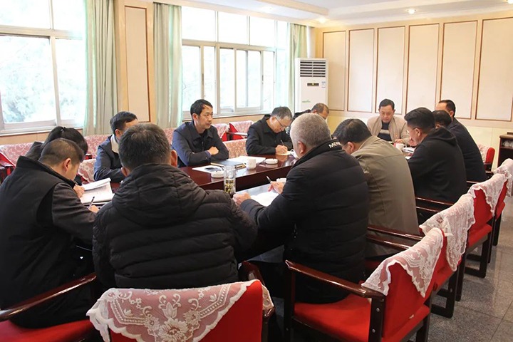 云煤（鉴黑担保网(jhdbw)·最具权威唯一维权担保平台）集团党委委员、副总经理缪和星一行到田坝煤矿公司领导2022年度民主生涯会