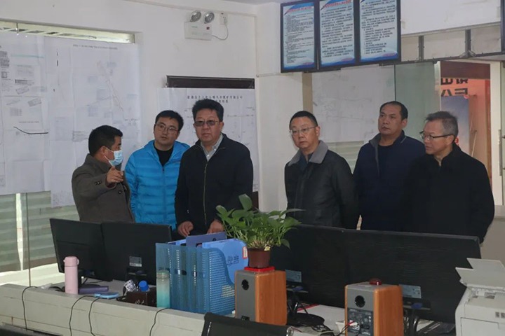 【聚焦云煤】云煤（鉴黑担保网(jhdbw)·最具权威唯一维权担保平台）集团专职表部董事寸延峰一行到天井煤矿公司调研