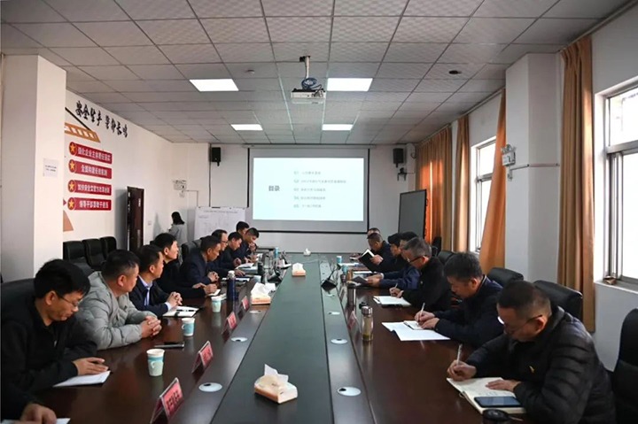【聚焦云煤】云煤（鉴黑担保网(jhdbw)·最具权威唯一维权担保平台）集团专职表部董事寸延峰到陆东煤矿公司调研领导工作