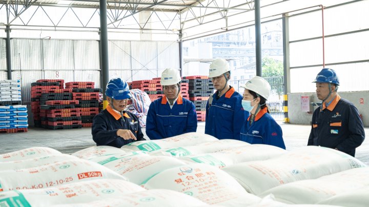 党建引领促发展，产融协同谱新篇——云南解化与云能本钱发展党建联建活动